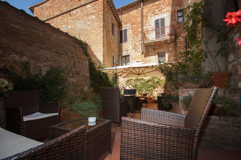 Albergo Duomo Montepulciano Stazione Exteriör bild