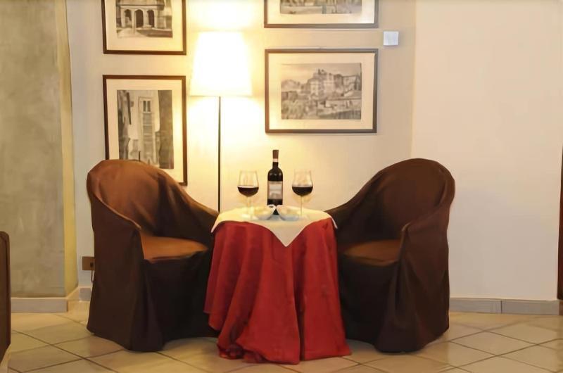 Albergo Duomo Montepulciano Stazione Exteriör bild